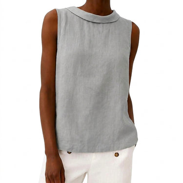 Blusa Feminina Sem Mangas com Gola Alta 1