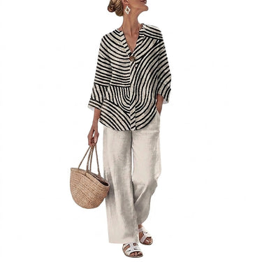 Conjunto de Blusa Listrada e Calça Wide Leg Feminino 1