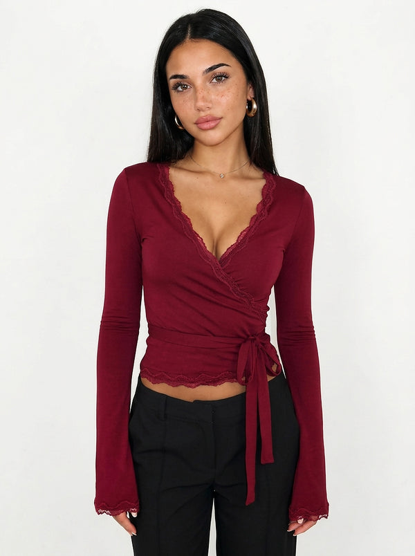 Blusa Transpassada Feminina com Detalhe em Renda e Amarração Lateral 2